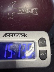 Hammer Bowling Ball 16lbs Burgundy Maroon USA