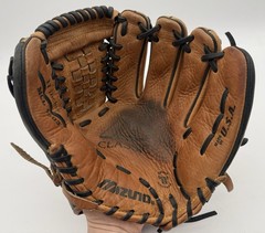 Mizuno Baseball Glove Classic MCL 4003 – Right Hand Throw 11” Preowned
