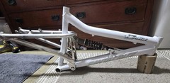 Santa Cruz Bullit Framset 17 Inch Kinesis Made in USA