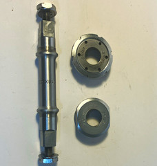 Zeus 118x35C French Thread Bottom Bracket Square Taper ISO Spindle & Cups