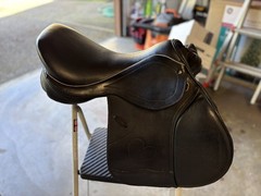 17.5 inch JRD English Jump Saddle – Custom Made