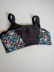 Glamorise Sport 38F Black Bra with Multicolor Geometric Print Model 9167