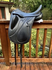 17″ MacRider Burlington Dressage Saddle. (2018)