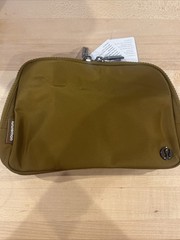 NWT Lululemon Brown Tan Everywhere Belt Bag Large