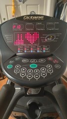 Octane Fitness Q37 Elliptical Trainer