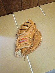 MacGregor Hand Crafter Raw Hide Laced Baseball Glove mM220 Made In Taiwan