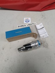 Shimano BB-UN300 Bottom Bracket – English, 68 x 110mm Spindle, Square Taper JIS
