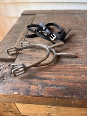 English Riding Spurs With Leathers
