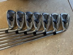 TaylorMade Qi Max Irons 5-AW, RH, Steel, Reg