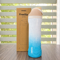 NEW Owala FreeSip 24oz Rolling In Birthday Beach Bash Limited Edition Bottle