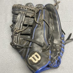 Wilson A950 Series All Position 12.5” Glove Black & Blue, RHT A09SRS18D125
