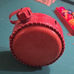 32 fl oz Canteen Leather Cover Red/Brown Plastic Reusable Refillable Screw Lid