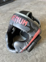 Venum Elite MMA Boxing Headgear Protective Made In Thailand Black Red Camo