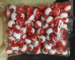 50 NEW FISHING BOBBERS SNAP-ON RED AND WHITE FLOATS 1/2″ DIAMETER – USA SELLER