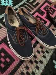 Vans Navy Leather Accent – Great Condition – Size 11.5