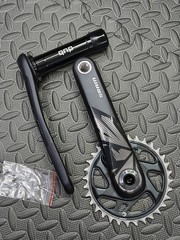 SRAM X1 Eagle DUB Carbon Crankset 175mm 32T 3mm Boost 12-Speed